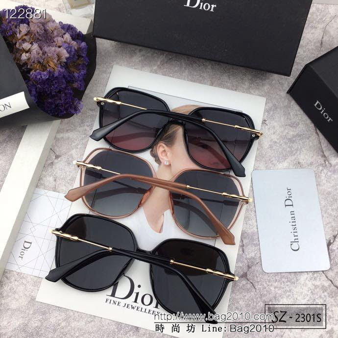 DIOR-迪奧 2019新款 太陽鏡 減輕強光負擔 遮擋有害光線防輻射 出行旅遊必備品 2301S  lly1322